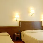 Embassy Hotel 4*
