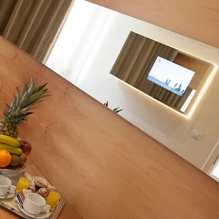 Hotel Embassy