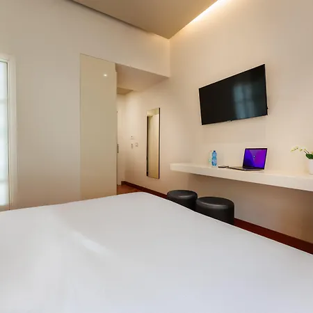 Hotel Embassy 4*