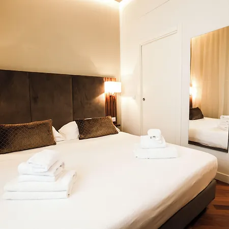 Embassy Hotel 4*