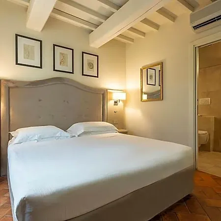 Szálloda Embassy 4*